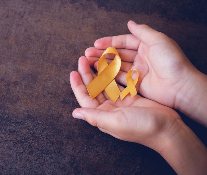 На Кубани участникам акции в поддержку детей с онкологическими заболеваниями повяжут золотые ленточки