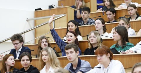 Студенты Кубани могут получить губернаторскую стипендию в размере 10 тысяч рублей