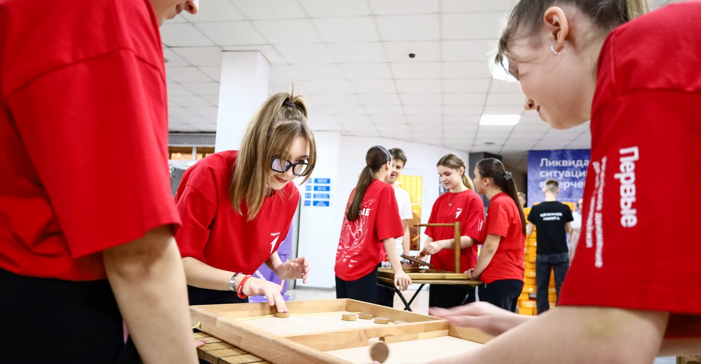 В рамках Дня добровольца в комплексе «Олимп» успешно работали интерактивные площадки.